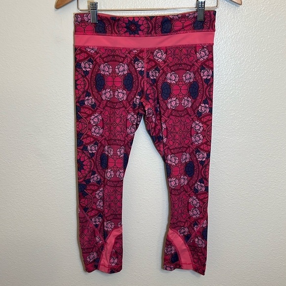 lululemon athletica Pants - Lululemon Athletica Athletic Crop Legging Pants